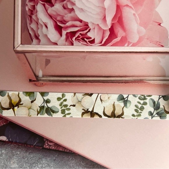 Cotton Plants With Sand Dollar Eucalyptus, Washi Tape, 1 Full Roll - Picture 6 of 8